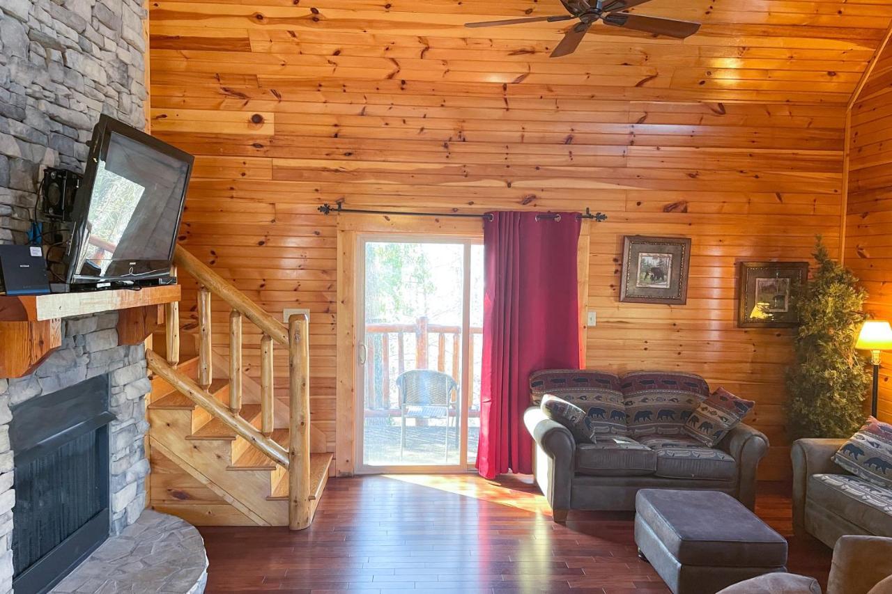 Black Bear Hideaway Cabin Gatlinburg Dış mekan fotoğraf