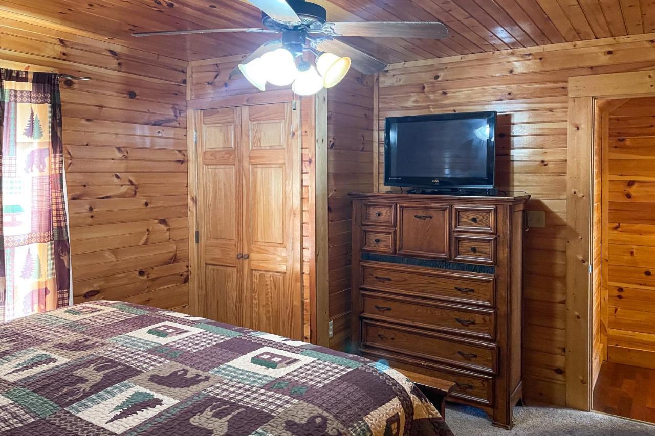 Black Bear Hideaway Cabin Gatlinburg Dış mekan fotoğraf
