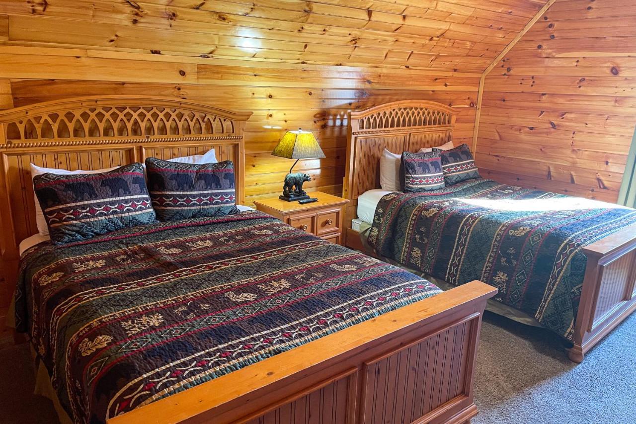 Black Bear Hideaway Cabin Gatlinburg Dış mekan fotoğraf
